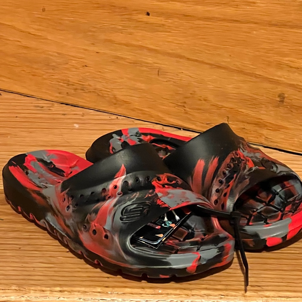Skechers hogan aqua spurt size 5 kids